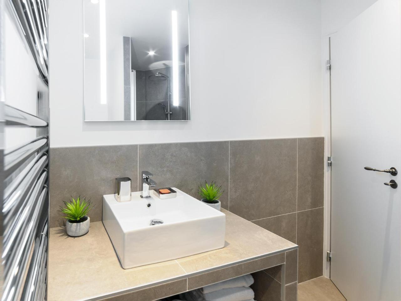 Livinparis - Luxury Ac 2 & 3 Bedrooms Le Louvre Екстериор снимка